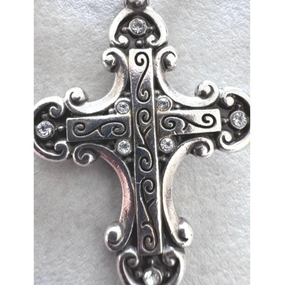 Brighton Silver Tone Divinity Cross Key Fob Ornate Scrollwork Keychain Charm